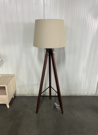 Rif staanlamp Dutchbone, Bruin